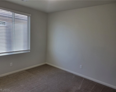 8784 Candelabra Court - Photo Thumbnail 16