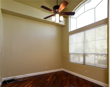 1817 Corta Bella Drive - Photo Thumbnail 2