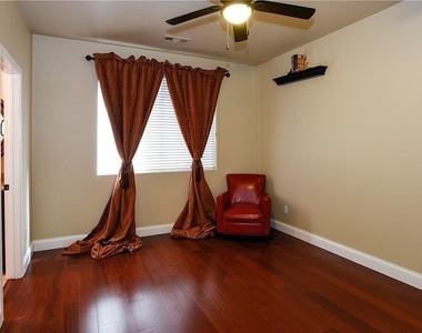 1817 Corta Bella Drive - Photo Thumbnail 15