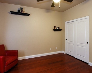 1817 Corta Bella Drive - Photo Thumbnail 14