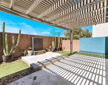 6933 Whisper Canyon Place - Photo Thumbnail 26