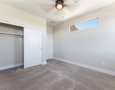 6933 Whisper Canyon Place - Photo Thumbnail 14