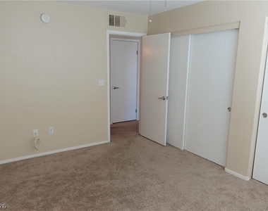 3131 Key Largo Drive - Photo Thumbnail 12