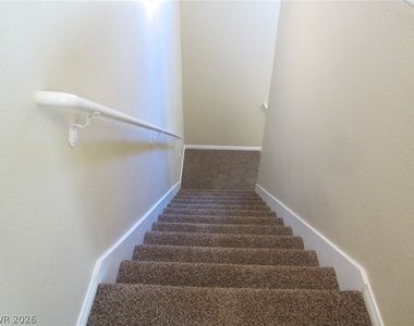 7701 W Robindale Road - Photo Thumbnail 5