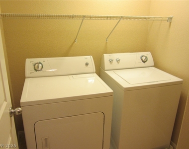 7701 W Robindale Road - Photo Thumbnail 20