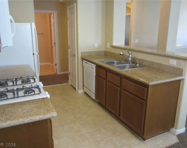 7701 W Robindale Road - Photo Thumbnail 11