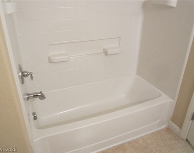 7701 W Robindale Road - Photo Thumbnail 16