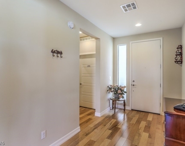 4763 E Beacon Ridge Drive - Photo Thumbnail 14