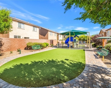 10471 Masons Creek Street - Photo Thumbnail 31