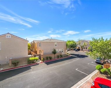 10471 Masons Creek Street - Photo Thumbnail 18