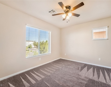 10471 Masons Creek Street - Photo Thumbnail 25