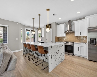 10660 Cumberland Creek Avenue - Photo Thumbnail 10