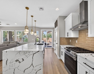 10660 Cumberland Creek Avenue - Photo Thumbnail 13