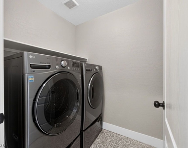 10660 Cumberland Creek Avenue - Photo Thumbnail 31
