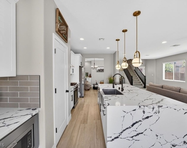 10660 Cumberland Creek Avenue - Photo Thumbnail 16