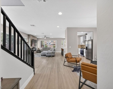 10660 Cumberland Creek Avenue - Photo Thumbnail 24