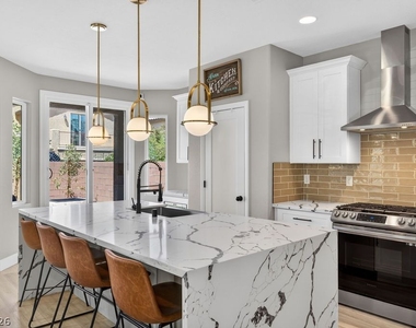 10660 Cumberland Creek Avenue - Photo Thumbnail 11