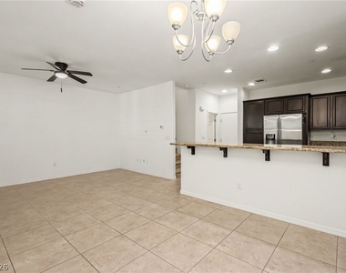 11368 Belmont Lake Drive - Photo Thumbnail 7