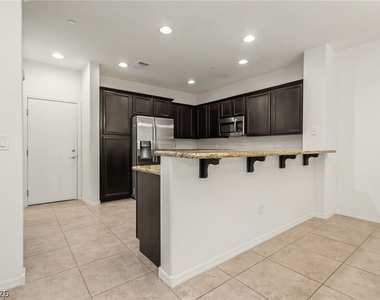 11368 Belmont Lake Drive - Photo Thumbnail 5