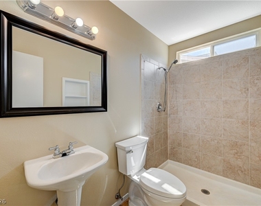 6813 Greydawn Drive - Photo Thumbnail 23