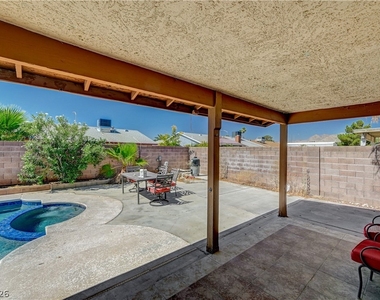 6813 Greydawn Drive - Photo Thumbnail 30