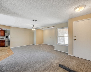 6813 Greydawn Drive - Photo Thumbnail 4