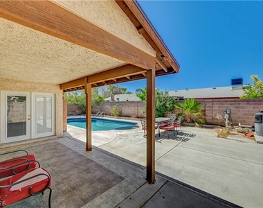 6813 Greydawn Drive - Photo Thumbnail 31