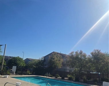 2861 Sunflower Days Avenue - Photo Thumbnail 9