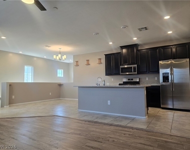 2861 Sunflower Days Avenue - Photo Thumbnail 1