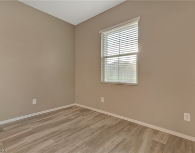 41 Lomita Heights Drive - Photo Thumbnail 22