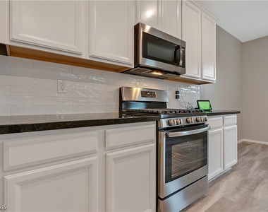 41 Lomita Heights Drive - Photo Thumbnail 24