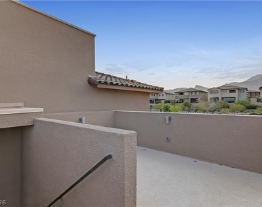 41 Lomita Heights Drive - Photo Thumbnail 10