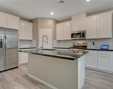 41 Lomita Heights Drive - Photo Thumbnail 1