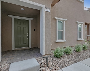 41 Lomita Heights Drive - Photo Thumbnail 9