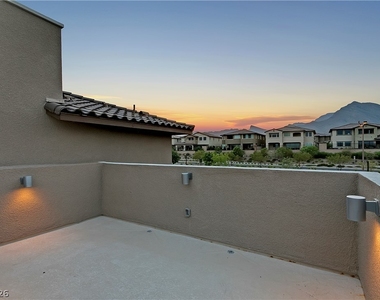 41 Lomita Heights Drive - Photo Thumbnail 48