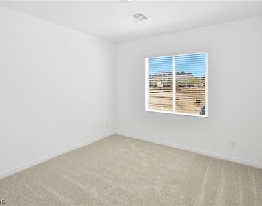254 Walsh Peak Avenue - Photo Thumbnail 30