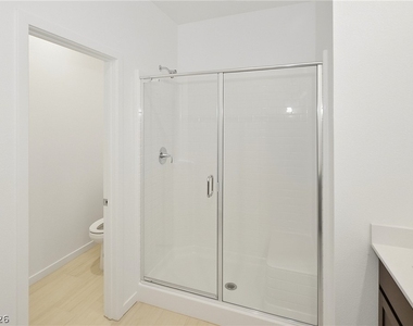 254 Walsh Peak Avenue - Photo Thumbnail 23