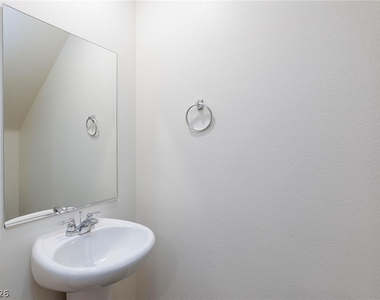 6061 Amaryllis Falls Street - Photo Thumbnail 12