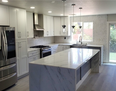 7903 Dell Ridge Avenue - Photo Thumbnail 1