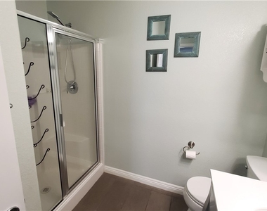 7903 Dell Ridge Avenue - Photo Thumbnail 5
