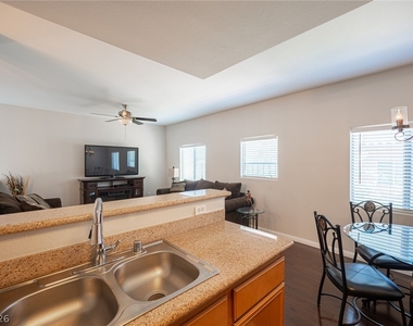 7701 W Robindale Road - Photo Thumbnail 16