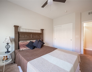 7701 W Robindale Road - Photo Thumbnail 25