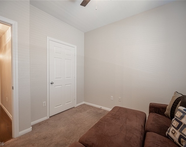 7701 W Robindale Road - Photo Thumbnail 20