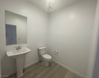 3296 Vasco Falls Avenue - Photo Thumbnail 5