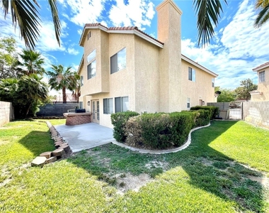 1326 Pine Terrace Court - Photo Thumbnail 2
