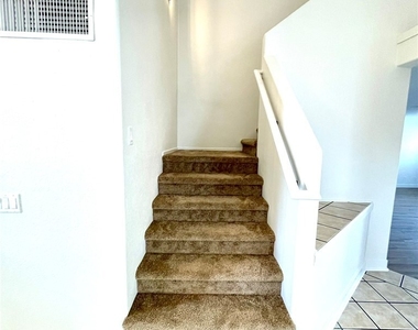1326 Pine Terrace Court - Photo Thumbnail 20