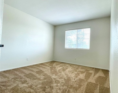 1326 Pine Terrace Court - Photo Thumbnail 37