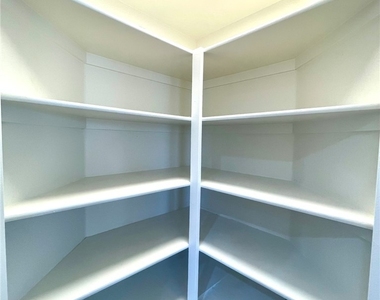 1326 Pine Terrace Court - Photo Thumbnail 12
