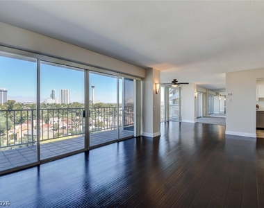 3111 Bel Air Drive - Photo Thumbnail 7