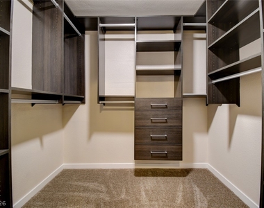3111 Bel Air Drive - Photo Thumbnail 31